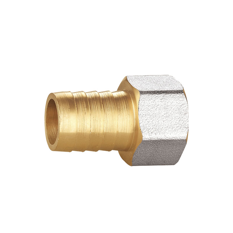 Raccordo in ottone per tubo dell'acqua AMT-9002