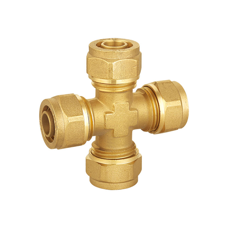 Raccordo in ottone a compressione incrociata AMT-1310