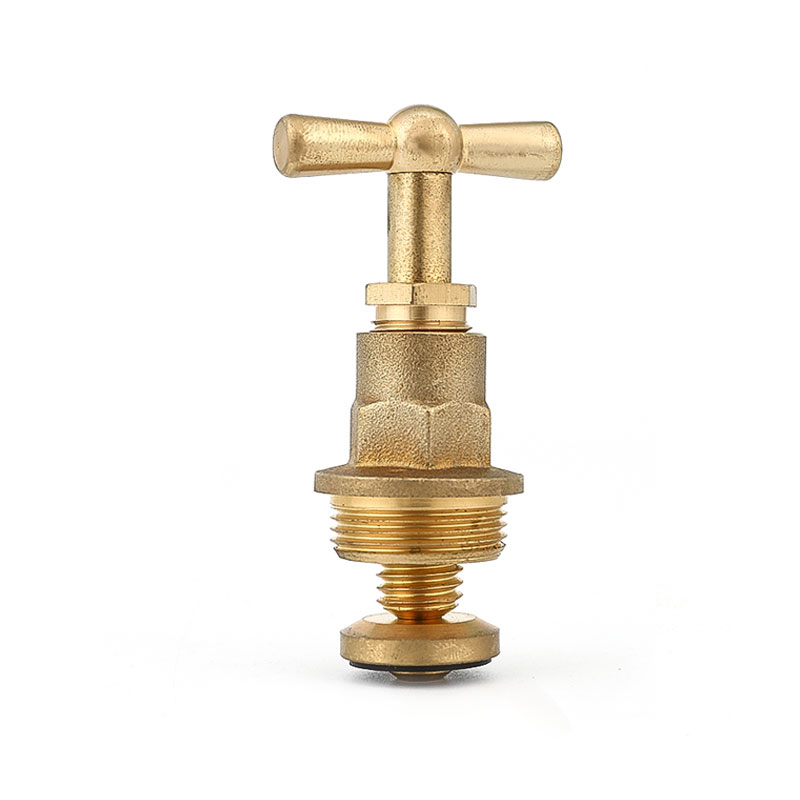 Rubinetto a stelo con valvola ad angolo in ottone 15mm AMT-5029
